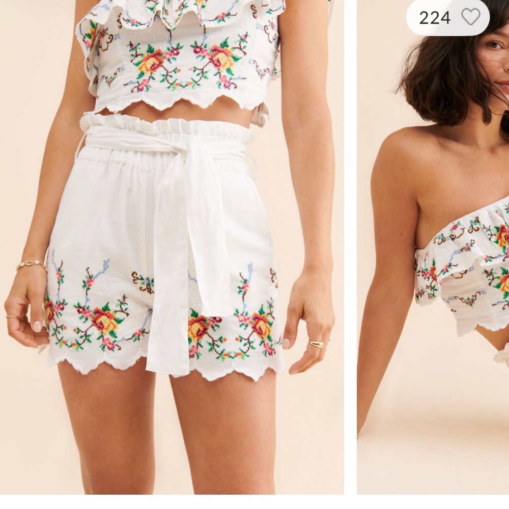 Place Nationale La
Garoupe Shorts cream embroidered floral boho spring $200